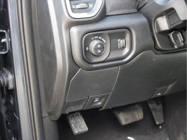 2026 Ram 3500 Tradesman Crew Cab 4x4 8 Box