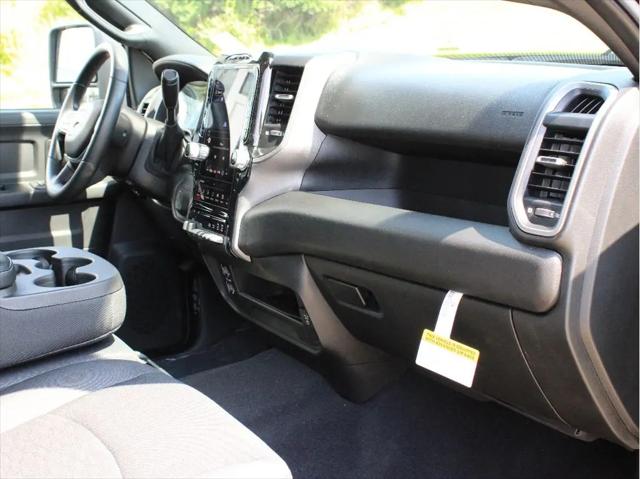 2026 Ram 3500 Tradesman Crew Cab 4x4 8 Box