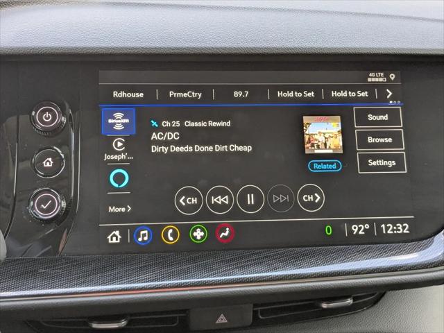 2023 Buick Envision Essence AWD