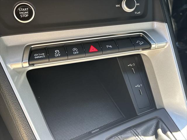 2022 Audi Q3 Premium Plus 45 TFSI S line quattro Tiptronic
