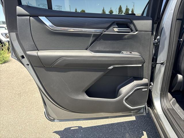 2026 GMC Acadia Elevation FWD