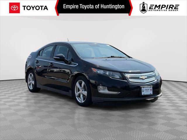2013 Chevrolet Volt Base for sale in Huntington Station, NY