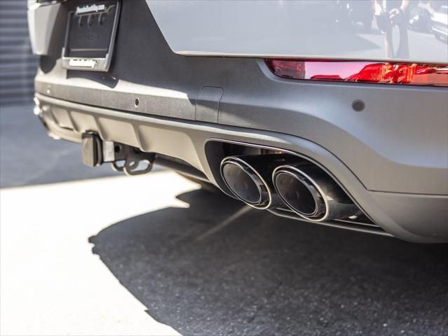 2026 Porsche Cayenne Unknown