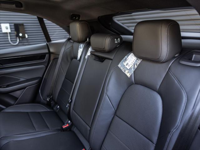 2026 Porsche Macan Electric Unknown