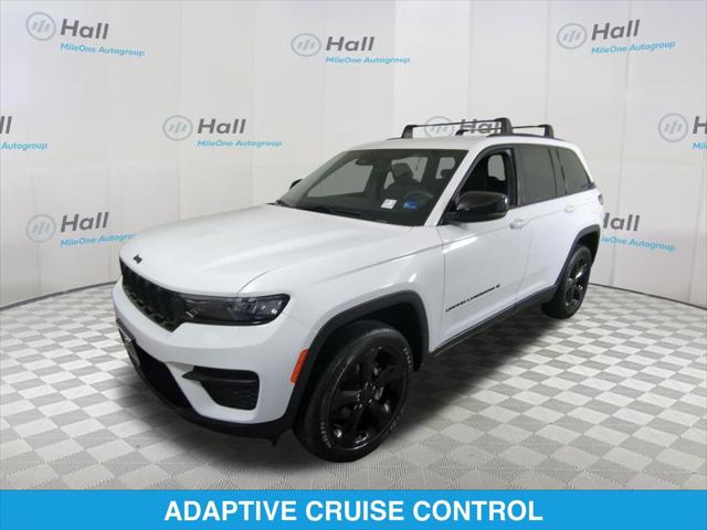 2023 Jeep Grand Cherokee Altitude 4x4 2023 Jeep Grand Cherokee Altitude 4x4