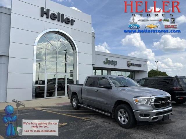 2019 Ram 1500 Big Horn/Lone Star Crew Cab 4x4 5'7" Box for sale in Pontiac, IL