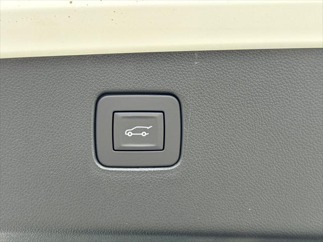 2026 Buick NV Sport Touring FWD