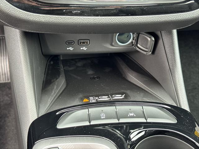 2026 Buick NV Sport Touring FWD