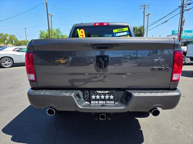 2019 Ram 1500 Classic Express Crew Cab 4x4 57 Box
