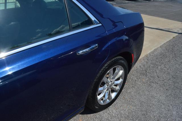 2017 Chrysler 300 AWD