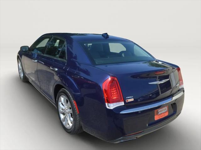 2017 Chrysler 300 AWD