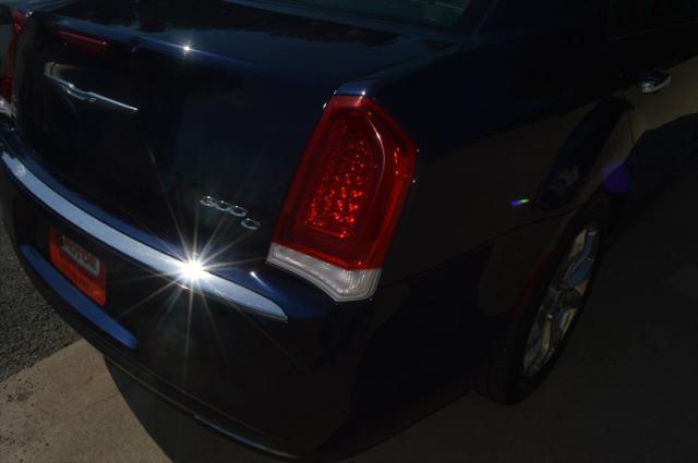 2017 Chrysler 300 AWD