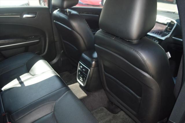 2017 Chrysler 300 AWD