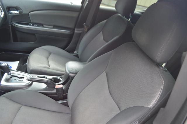 2013 Dodge Avenger SE V6