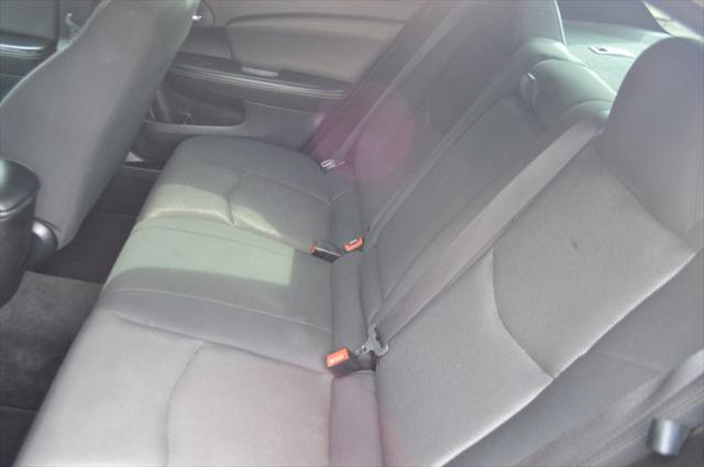 2013 Dodge Avenger SE V6