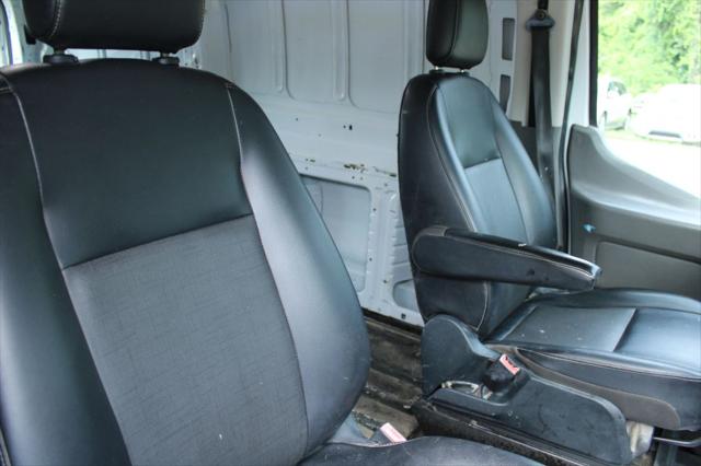 2021 Ford Transit Cargo Van Low Roof w/RWB Van 3D