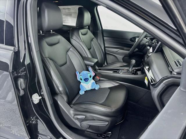 New 2026 Jeep Compass Latitude Altitude For Sale in Millington, TN