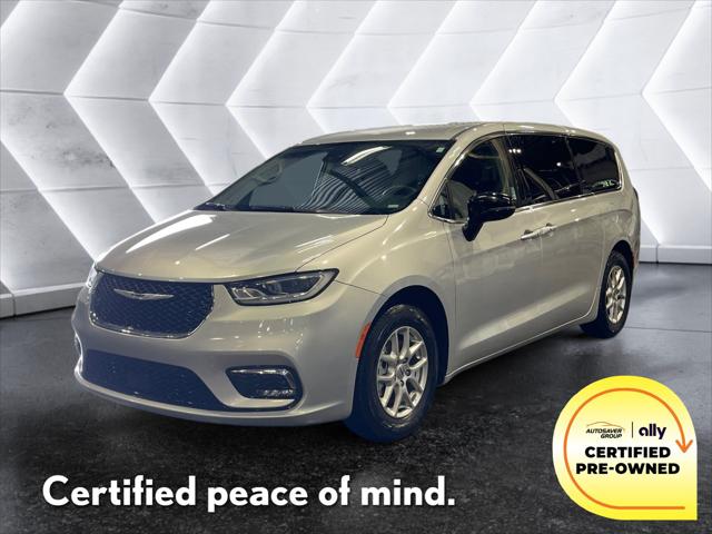2024 Chrysler Pacifica Touring L for sale in North Springfield, VT