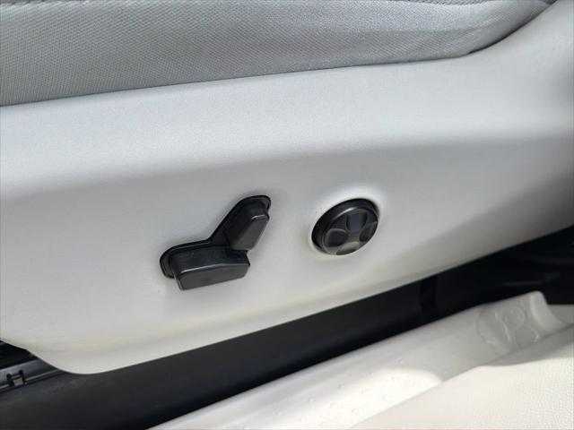 2017 Chrysler Pacifica Hybrid Touring Plus