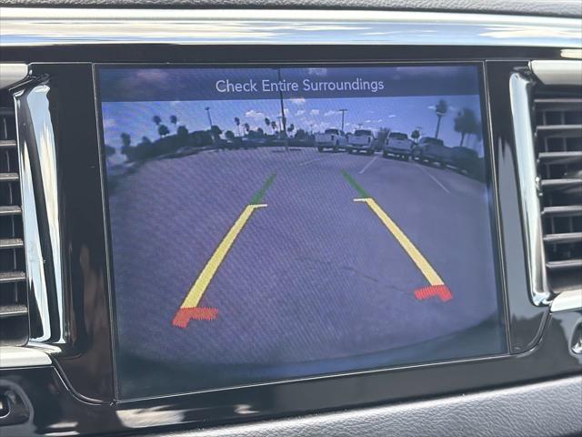 2017 Chrysler Pacifica Hybrid Touring Plus