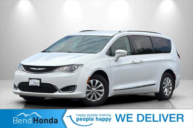 2018 Chrysler Pacifica Touring L for sale in Bend, OR