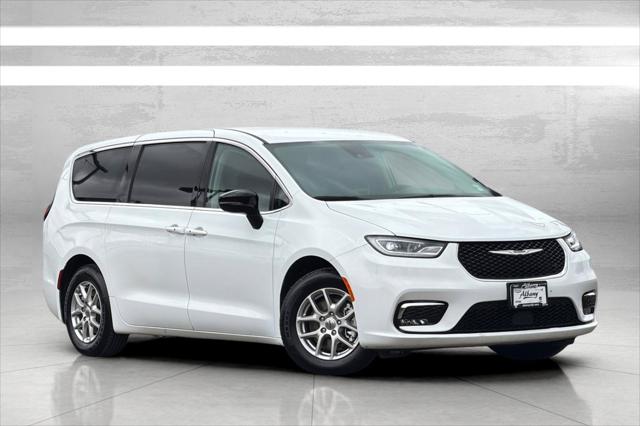 2024 Chrysler Pacifica Touring L for sale in Albany, OR