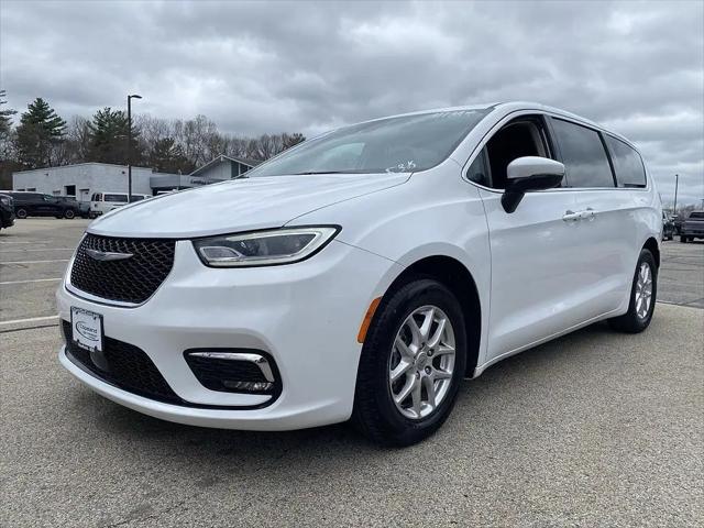 2023 Chrysler Pacifica Touring L for sale in Hudson, MA
