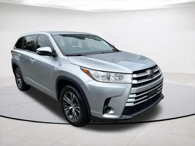2018 Toyota Highlander LE for sale in Falls Church, VA