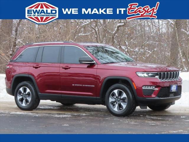 2022 Jeep Grand Cherokee Limited 4x4 for sale in Oconomowoc, WI