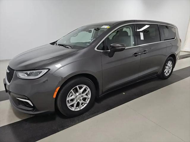 2023 Chrysler Pacifica Touring L for sale in Ocoee, FL