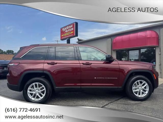 2023 Jeep Grand Cherokee Laredo X 4x4 for sale in Zeeland, MI