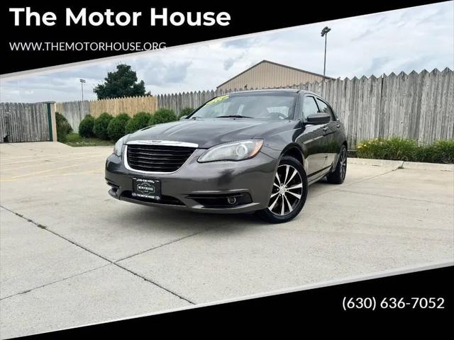2014 Chrysler 200 Limited for sale in Oswego, IL
