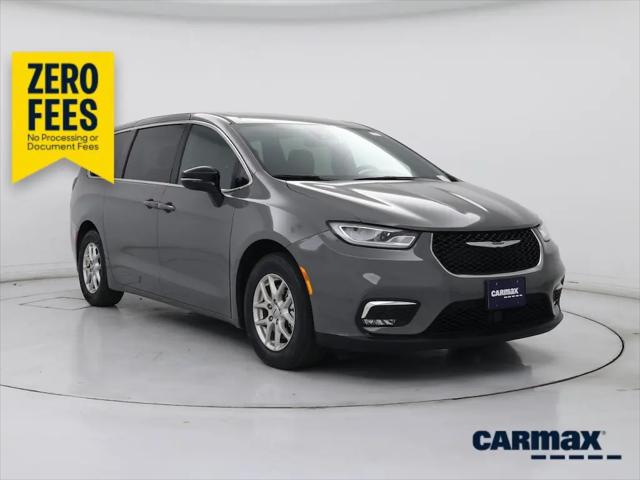 2025 Chrysler Pacifica Select for sale in Stockton, CA