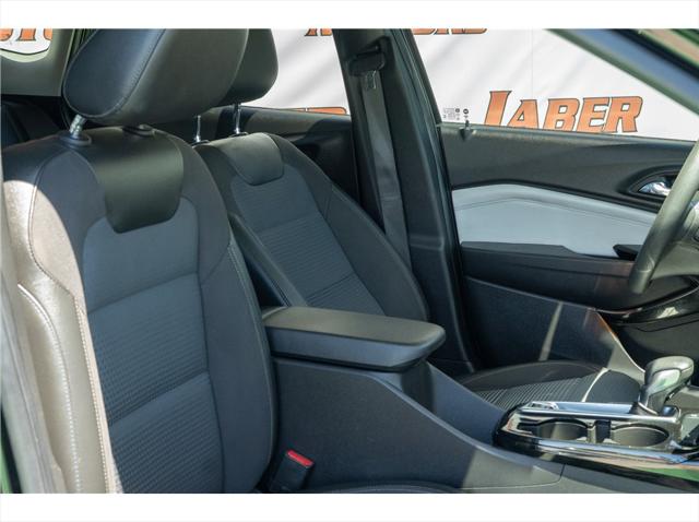 2024 Chevrolet Trax FWD LT