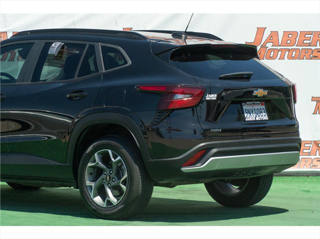 2024 Chevrolet Trax FWD LT
