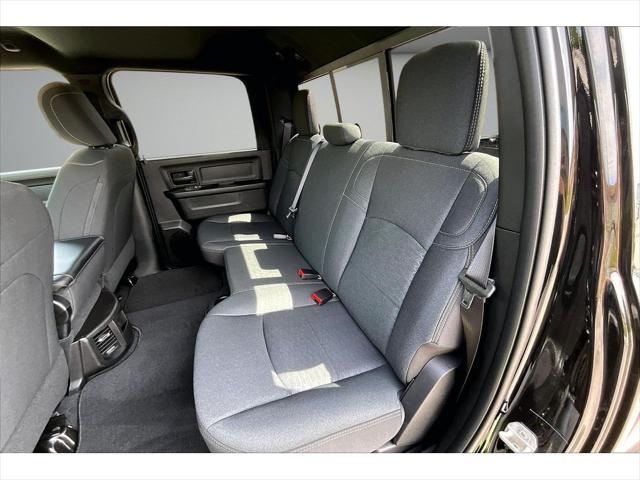 2026 Ram 2500 Black Express Crew Cab 4x4 64 Box