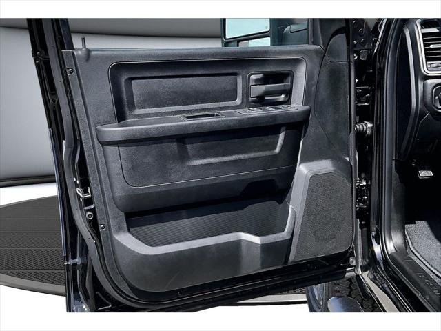 2026 Ram 2500 Black Express Crew Cab 4x4 64 Box