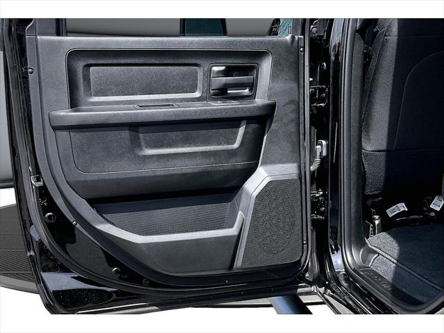 2026 Ram 2500 Black Express Crew Cab 4x4 64 Box