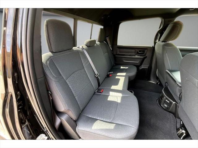 2026 Ram 2500 Black Express Crew Cab 4x4 64 Box