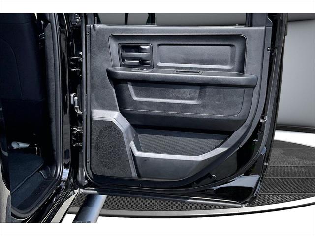 2026 Ram 2500 Black Express Crew Cab 4x4 64 Box