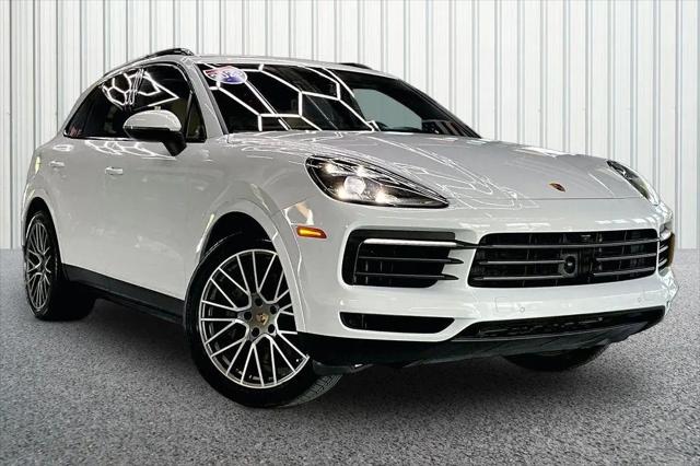 2023 Porsche Cayenne S Platinum Edition for sale in Flint, MI