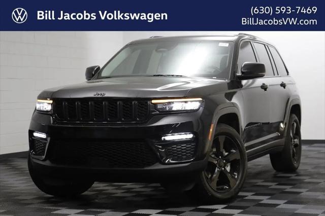 2023 Jeep Grand Cherokee Limited 4x4 for sale in Naperville, IL