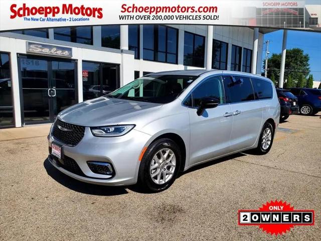 2024 Chrysler Pacifica Touring L for sale in Madison, WI