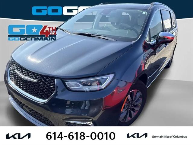 2021 Chrysler Pacifica Hybrid Limited for sale near Columbus, OH