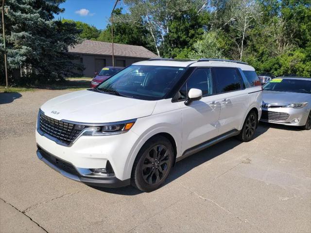 2023 Kia Carnival MPV SX Prestige for sale in Clare, MI