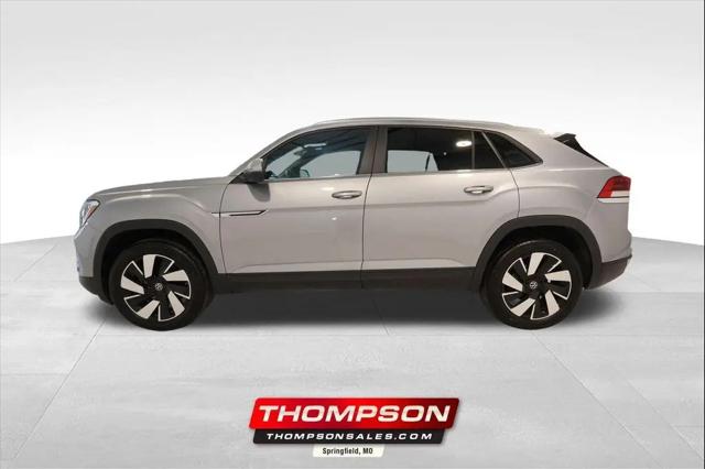 2026 Volkswagen Atlas Cross Sport SE with Technology for sale in Springfield, MO