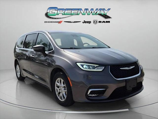 2023 Chrysler Pacifica Touring L for sale in Orlando, FL