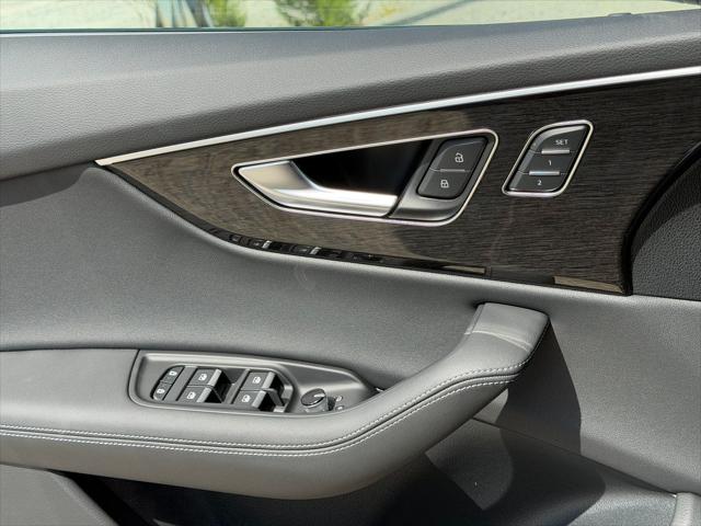2026 Audi Q8 Premium Plus 55 TFSI quattro Tiptronic