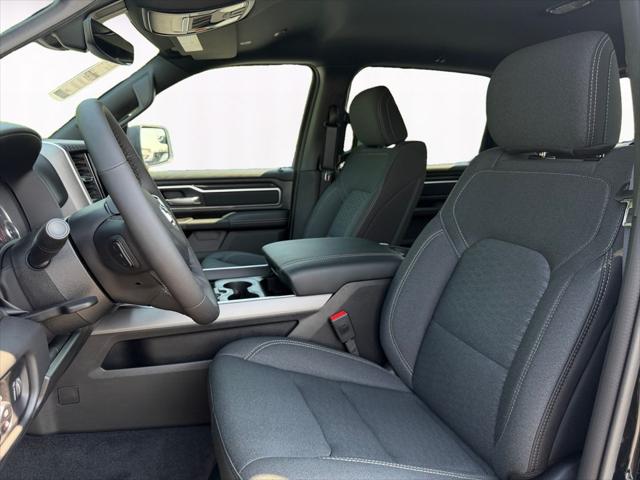 2026 Ram 1500 Big Horn Crew Cab 4x4 6'4" Box