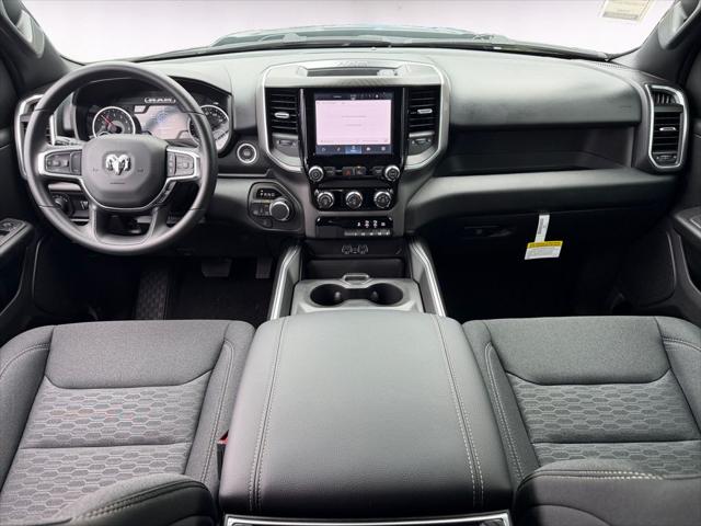 2026 Ram 1500 Express Crew Cab 4x4 57 Box